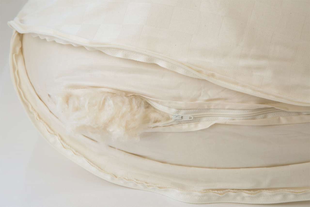 purenature Side sleeper pillow - nursing pillow: With organic cover & kapok filling JETZT KAUFEN