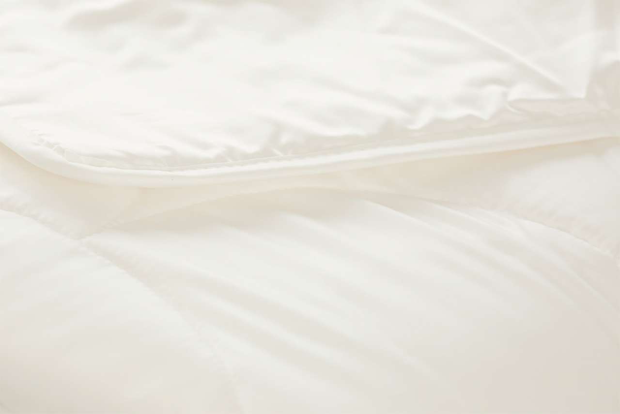 purenature Wild Silk Duvet Summer: Pure Silk Light Summer Duvet Lagerräumung
