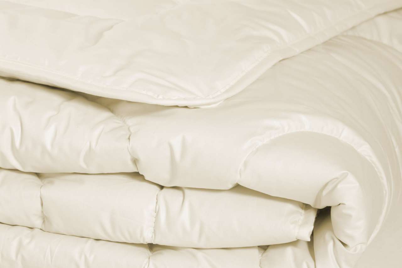 purenature PureNature duvet camel hair summer is light and cuddly Wochenangebot