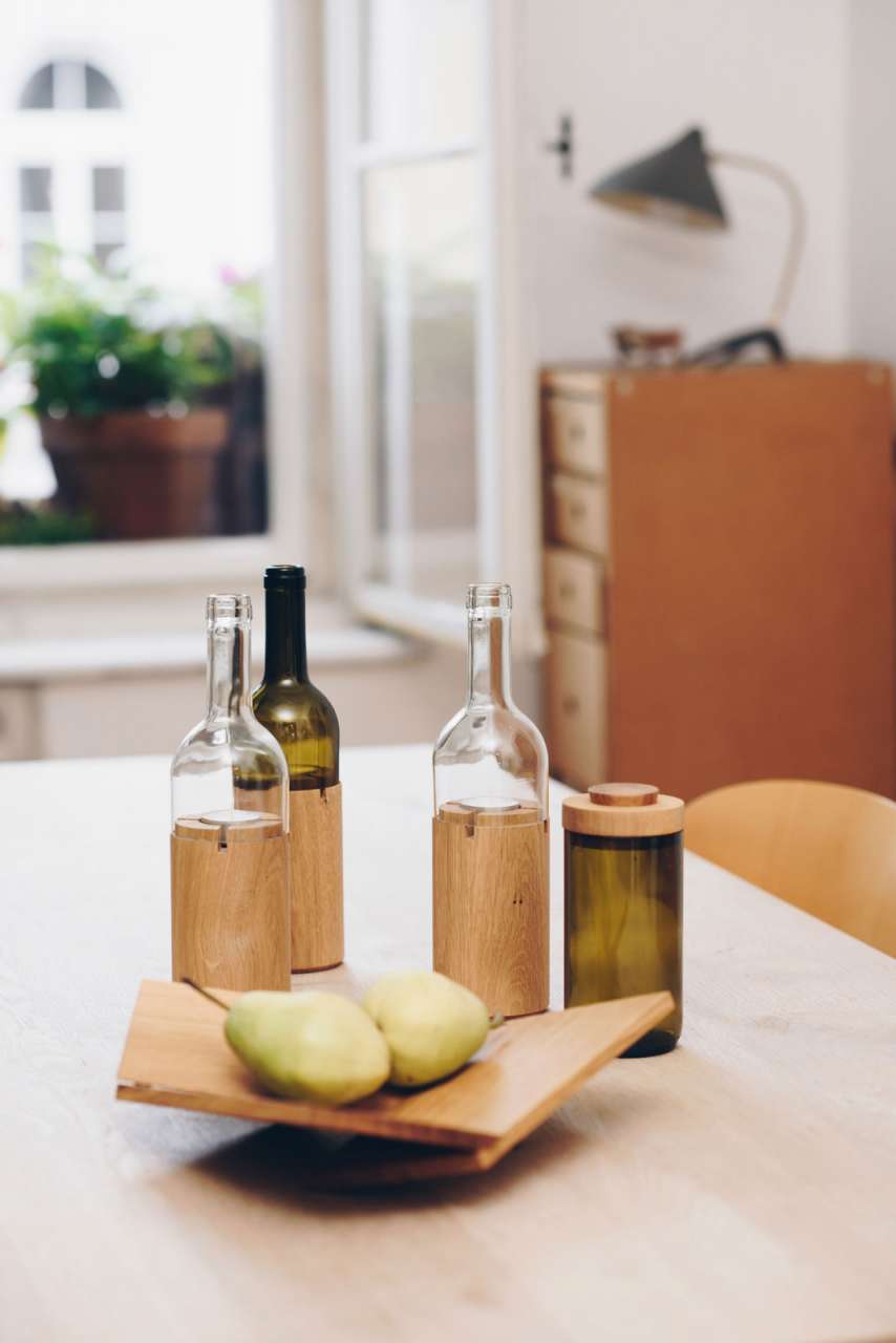 side-by-side Bottle Light, green Vierteljährliche Förderung