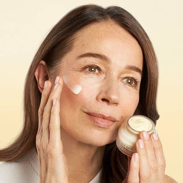 Bobbi Brown Vitamin Enriched Face Base 50 ml Angebote