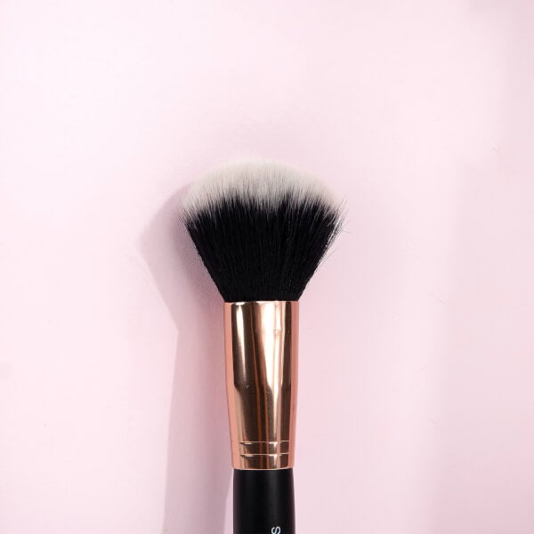 brushworks Blush Brush Kostenlose Rückgabe