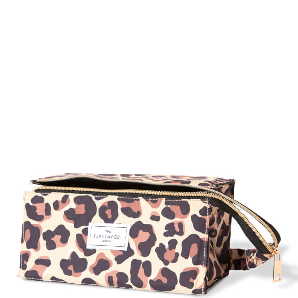 The Flat Lay Co. Open Flat Box Bag - Leopard Print Zeitbegrenzte Promotion