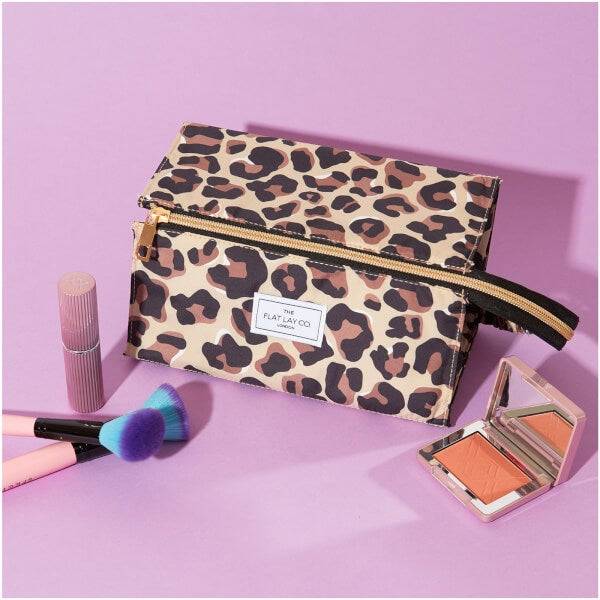 The Flat Lay Co. Open Flat Box Bag - Leopard Print Zeitbegrenzte Promotion