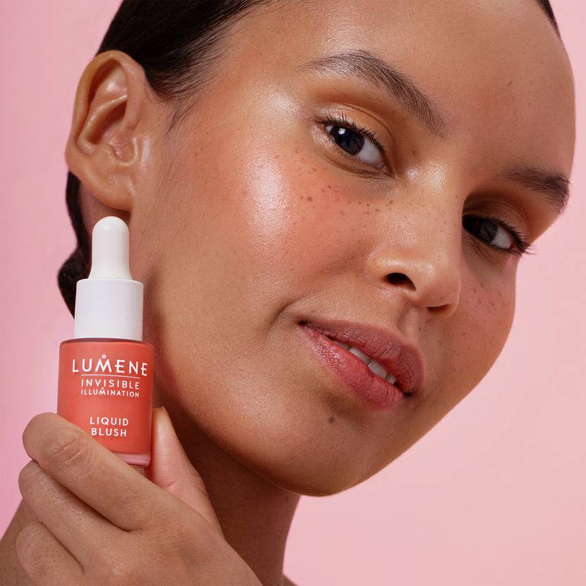 Lumene INVISIBLE ILLUMINATION Liquid Blush (15ml) Jubiläumsangebot