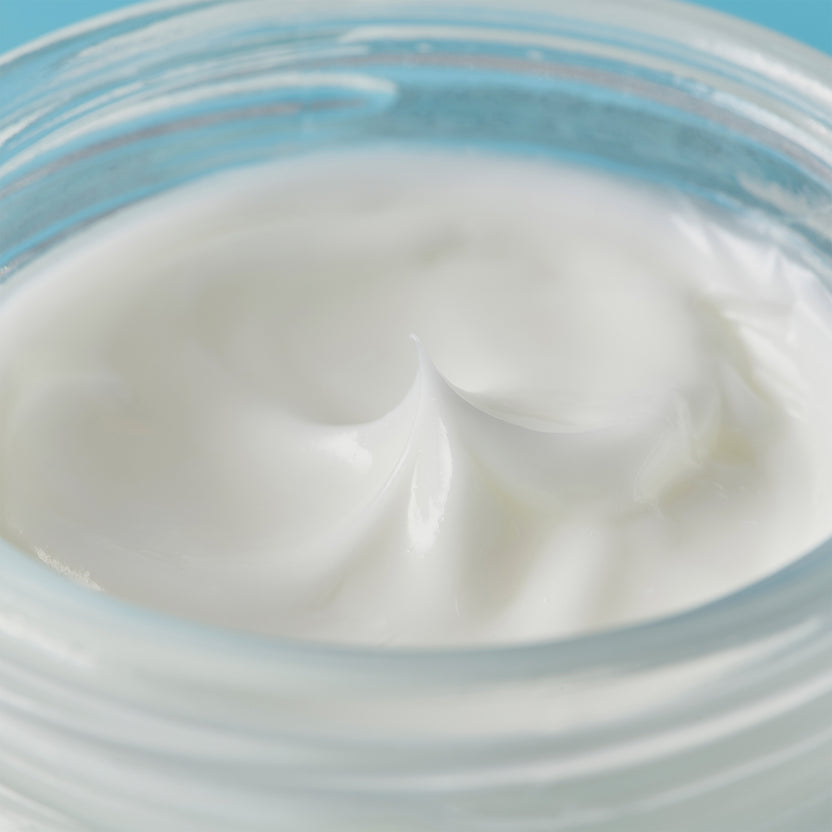 Super Facialist Hyaluronic Acid Firming Super Lift Day Cream (50ml) Bis zu 50% Rabatt