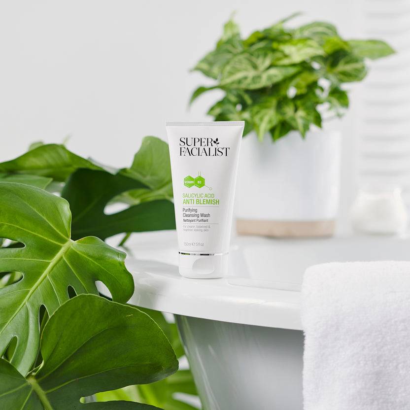 Super Facialist Salicylic Acid AntiBlemish Purifying Cleansing Wash (150ml) Bis zu 60% Rabatt