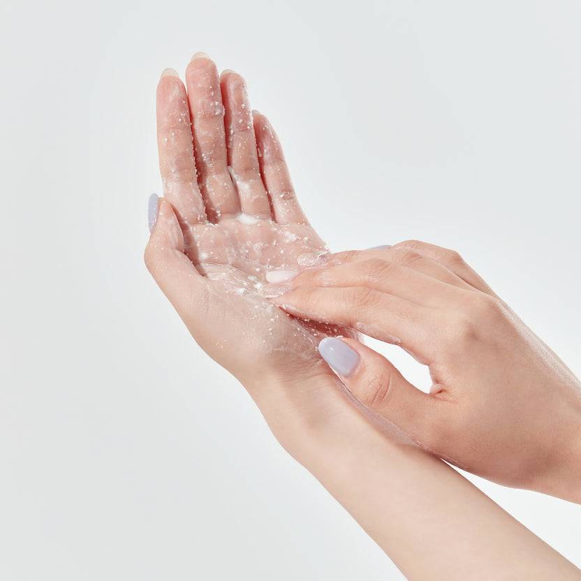 Hanskin Vitamin C Glow Powder Cleanser (70g) Online Shopping