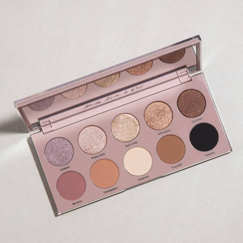 Dominique Cosmetics The Essential Palette (10.6g) Nur noch ein Tag übrig