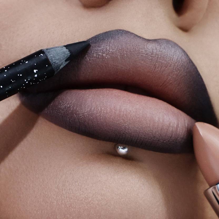 Glamlite Cosmetics Ghost Face™ x Glamlite Nude Lip Kit (5.3g) Speichern exportieren