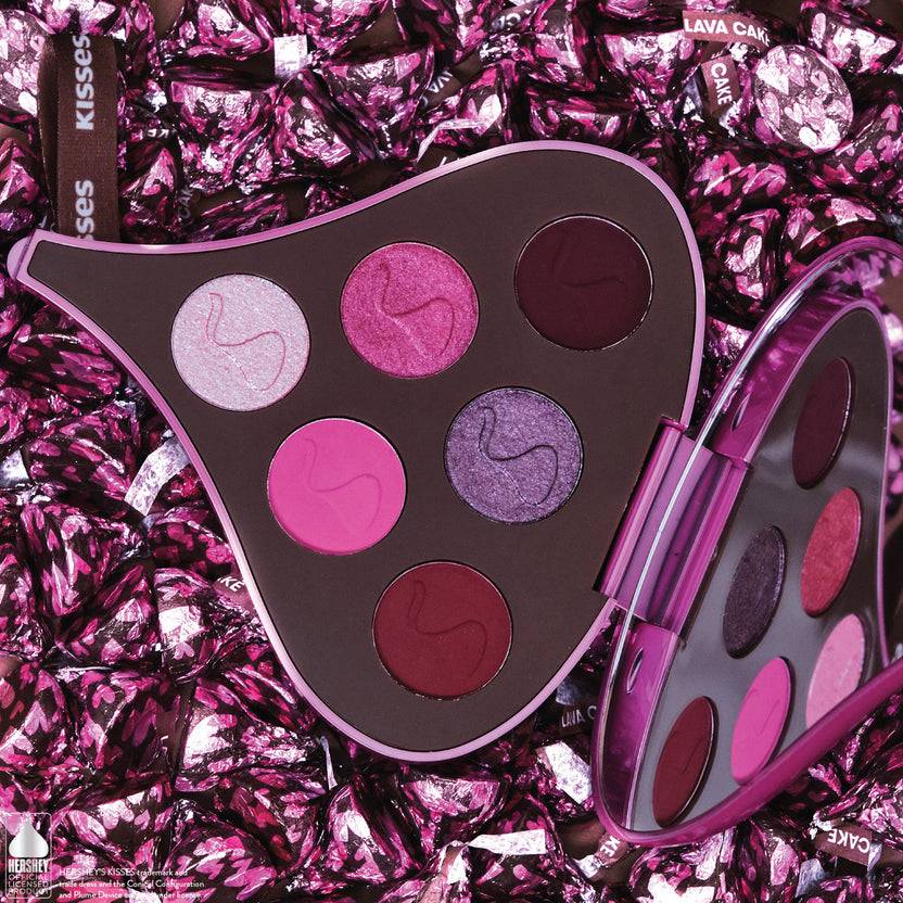 Glamlite Cosmetics Hershey's Kisses x Glamlite Lava Cake Palette Großer Ausverkauf