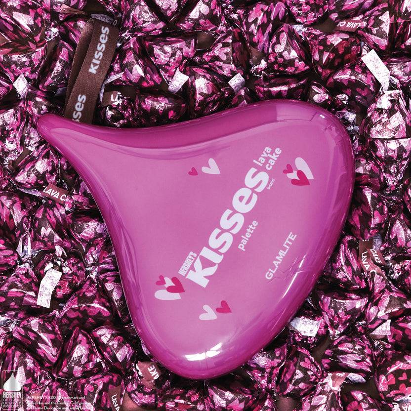 Glamlite Cosmetics Hershey's Kisses x Glamlite Lava Cake Palette Großer Ausverkauf