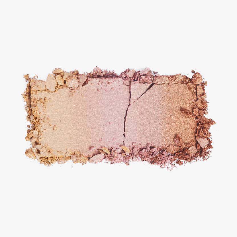 Revolution Makeup Emily In Paris In The Spotlight Powder Highlighter (18g) Exklusive Angebote