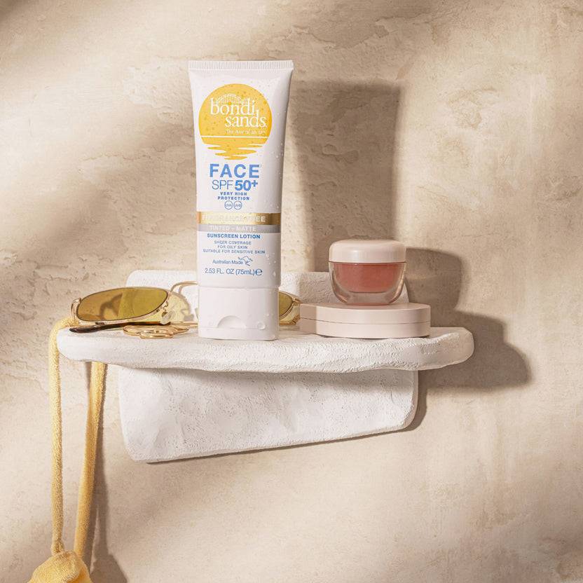 Bondi Sands SPF 50+ Fragrance Free Matte Tinted Face Lotion (50ml) Kostenlose Rückgabe