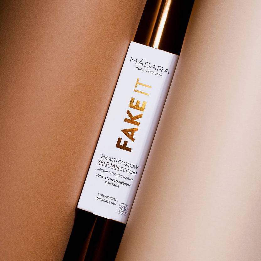 MÁDARA Cosmetics Fake It Healthy Glow Self Tan Serum For Face (30ml) Kostenloser Versand