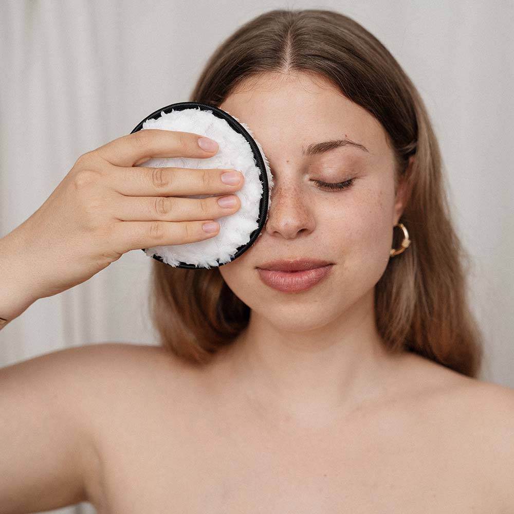 Strong Cosmetics Cleaning Pad Set Angebote